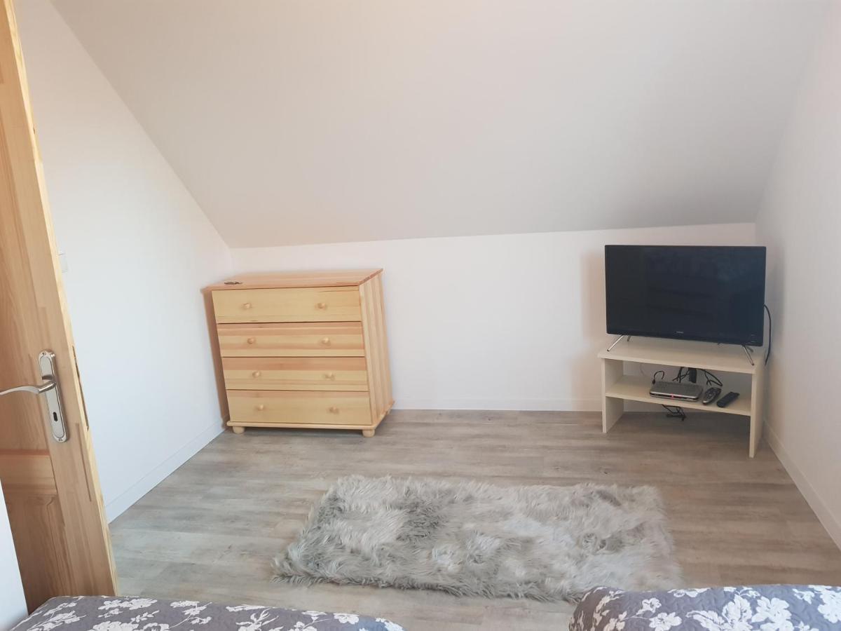 Chata Nad Rzeka Lipusz Extérieur photo